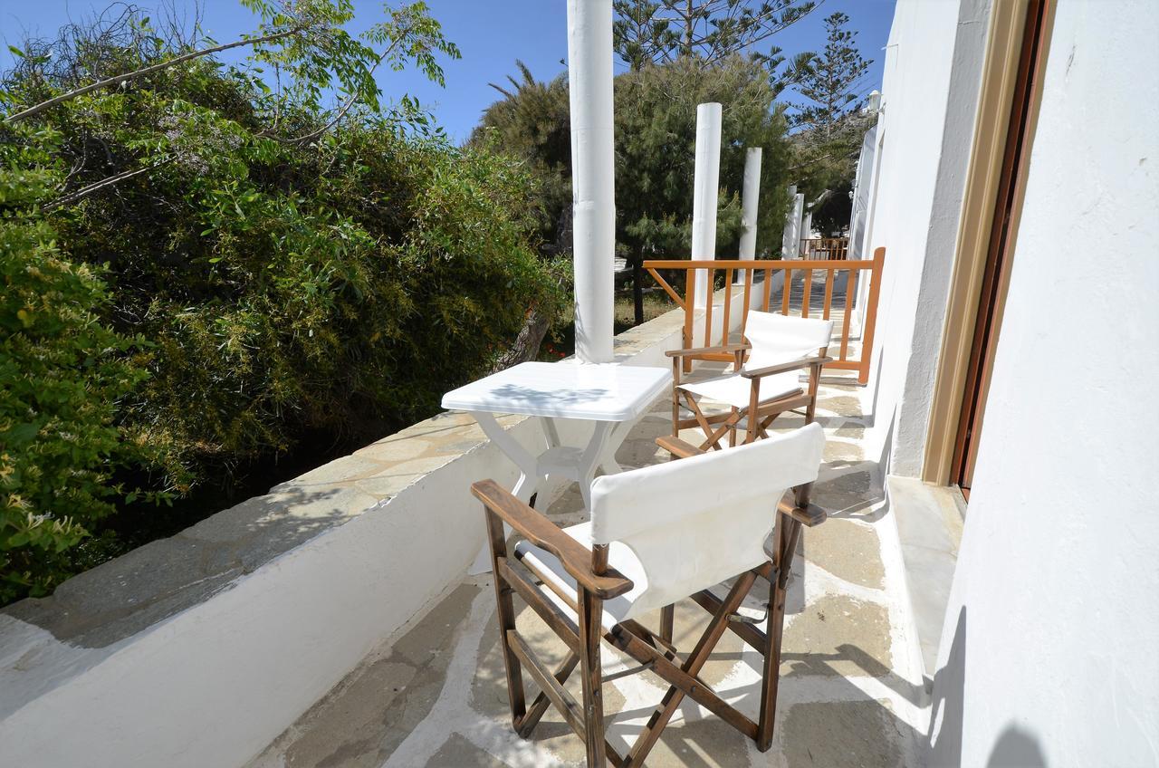 Madoupa Beach Apartments Ornos  Eksteriør billede