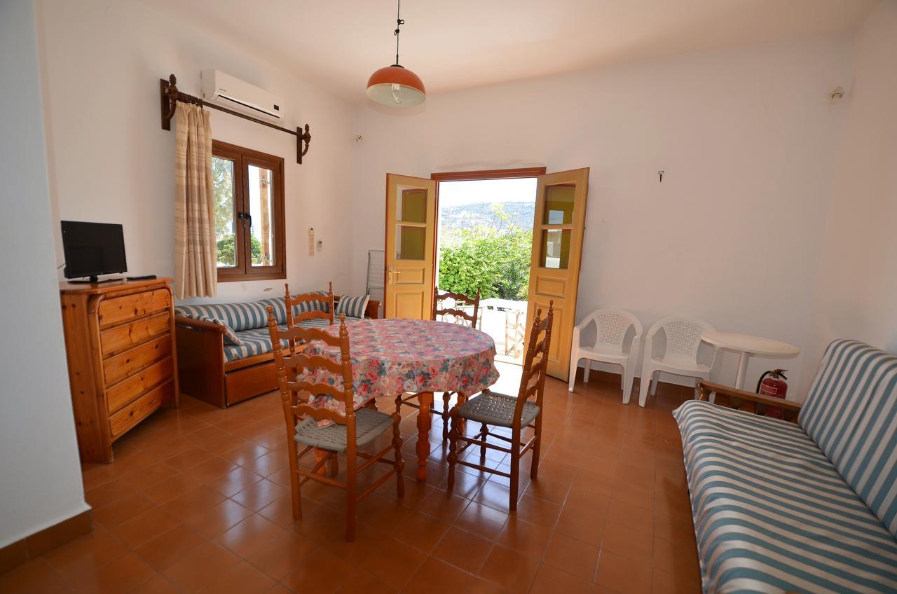 Madoupa Beach Apartments Ornos  Eksteriør billede
